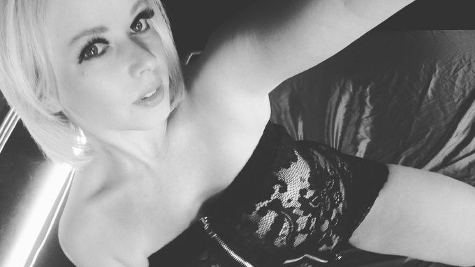 See me tonight boys on @S66TV &hearts; #callme 💋 &hearts; 10pm-530am #blonde #tease #dirtytalk https://t.co/aiRtlW<a class="tags" target="_blank" title="On Twitter" href="/?out=eyJ0eXAiOiJKV1QiLCJhbGciOiJIUzUxMiJ9.eyJpYXQiOjE3MjcyNzg4OTIsImlzcyI6InR3cG9ybnN0YXJzLmNvbSIsIm5iZiI6MTcyNzI3ODg5MiwiZXhwIjoxNzU4ODE0ODkyLCJyZWRpcmVjdF91cmwiOiJodHRwczovL3R3aXR0ZXIuY29tL1M2NlRWIn0.IIQpiuNAR9lTFLkZ_nTs_s76FPuuQIWx0LqTh8MOhAPyTHJJP3vm6ygt725UjMMsoDzlQ-g479G0lVfGqaGeeg">@S66TV</a><a href="/tag/callme"class="tags">#callme</a><a href="/tag/blonde"class="tags"><span>#blonde</span></a><a href="/tag/dirtytalk"class="tags"><span>#dirtytalk</span></a><a href="/tag/tease"class="tags"><span>#tease</span></a>