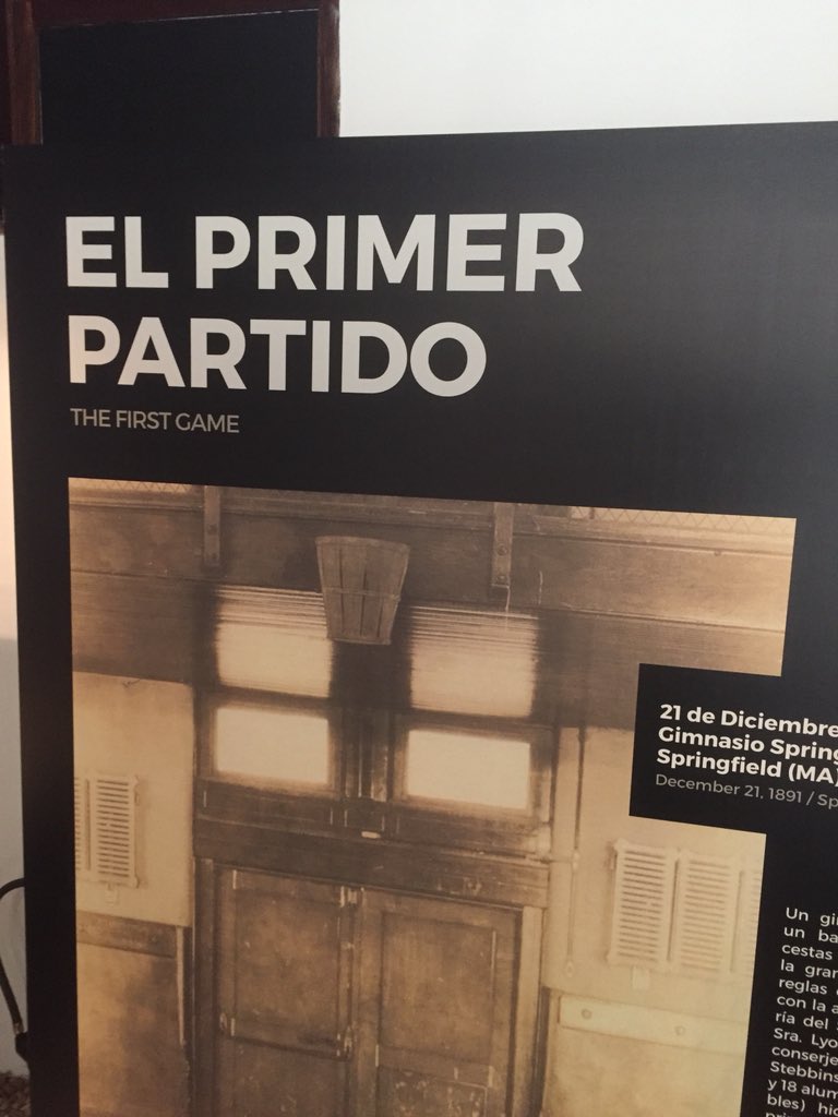 josefelipem's tweet photo. 🏀Genial la exposición sobre baloncesto femenino que, desde hoy, se podrá ver en la Casa de los Capitanes https://t.co/xOOhFhZwMK