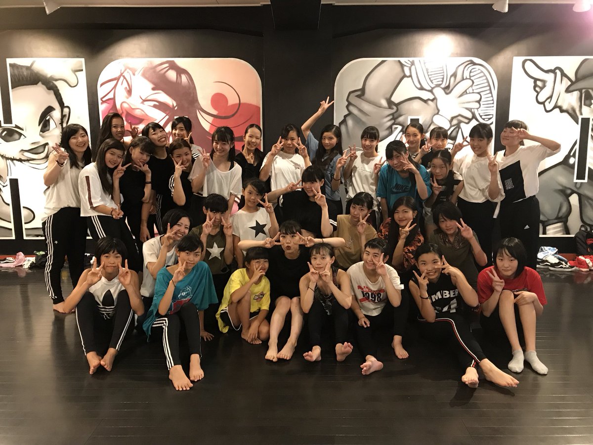mei510ima1224's tweet photo. ASUKA 静岡WS‼️参加してくれた皆様ありがとうございました🙇♀️同世代のダンスが大好きな静岡の仲間達と刺激受けあったり、シェアしあえた時の笑顔が最高✨ASUKAちゃん本当にありがとうございました❣️
#ASUKA #Dance #HIPHOP #hoodstudio #静岡 #地元の仲間 https://t.co/Tr5Buo09a1