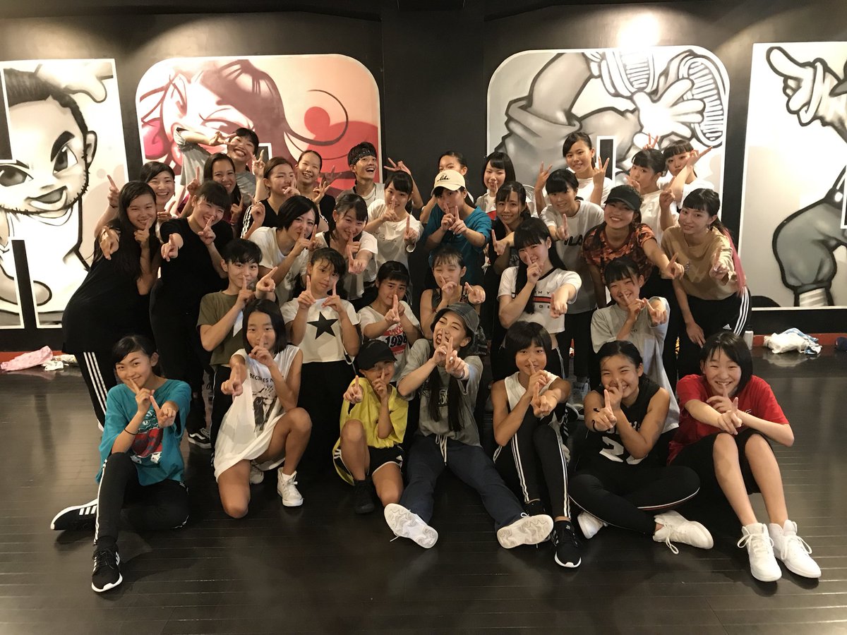 mei510ima1224's tweet photo. ASUKA 静岡WS‼️参加してくれた皆様ありがとうございました🙇♀️同世代のダンスが大好きな静岡の仲間達と刺激受けあったり、シェアしあえた時の笑顔が最高✨ASUKAちゃん本当にありがとうございました❣️
#ASUKA #Dance #HIPHOP #hoodstudio #静岡 #地元の仲間 https://t.co/Tr5Buo09a1