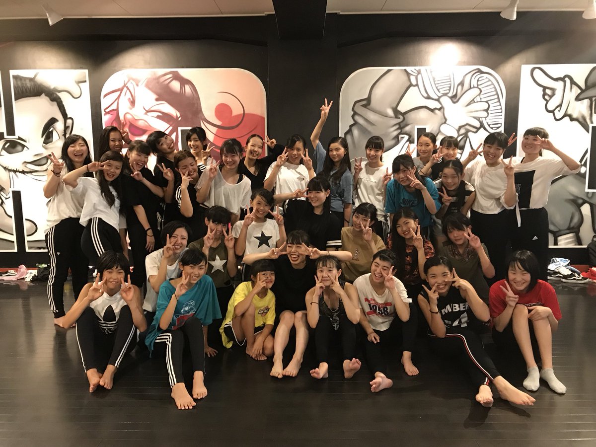 mei510ima1224's tweet photo. ASUKA 静岡WS‼️参加してくれた皆様ありがとうございました🙇♀️同世代のダンスが大好きな静岡の仲間達と刺激受けあったり、シェアしあえた時の笑顔が最高✨ASUKAちゃん本当にありがとうございました❣️
#ASUKA #Dance #HIPHOP #hoodstudio #静岡 #地元の仲間 https://t.co/Tr5Buo09a1