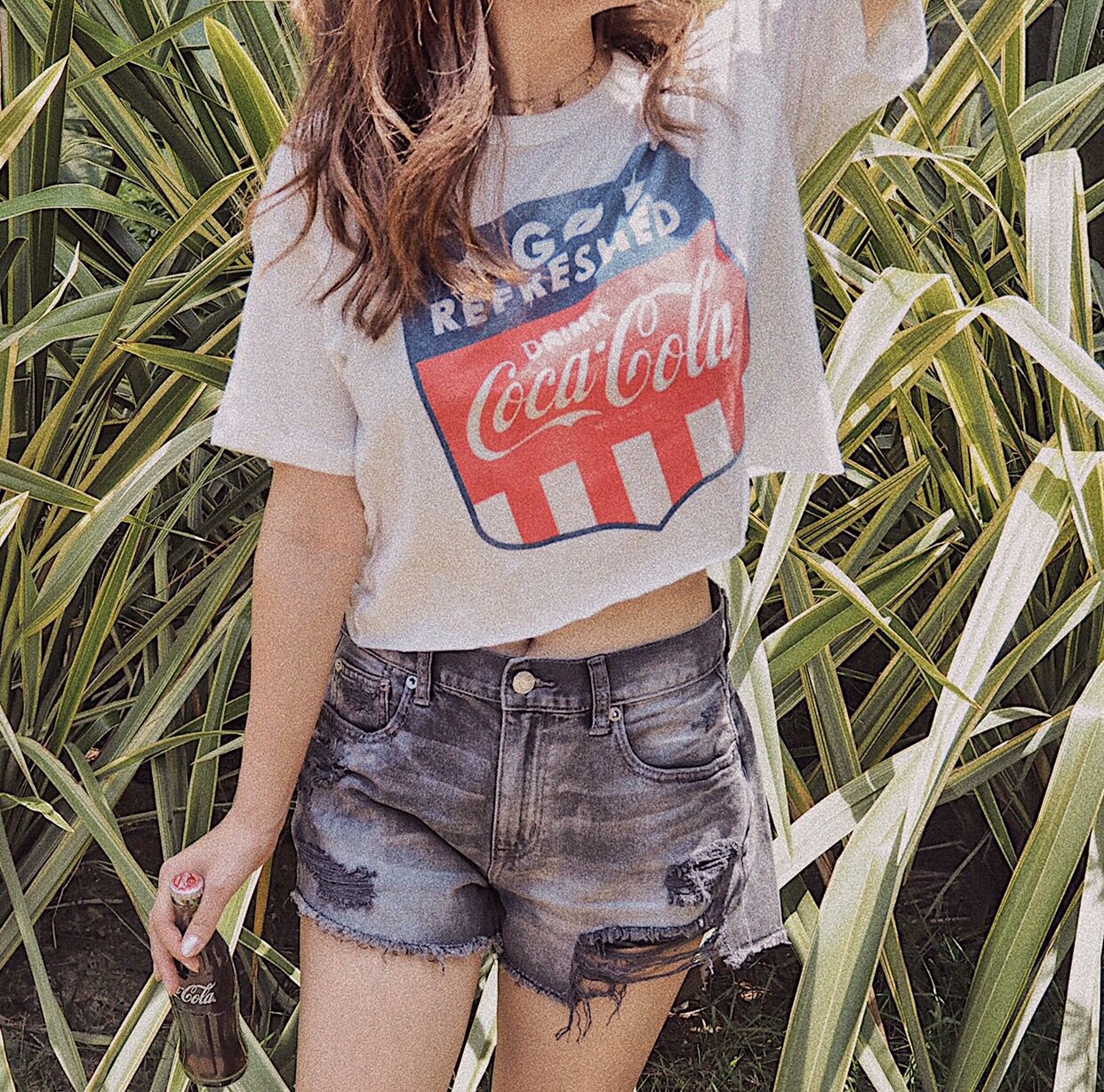 American Eagle Japan on Twitter: "みんなの目を引くグラフィックTシャツは AEで決まり