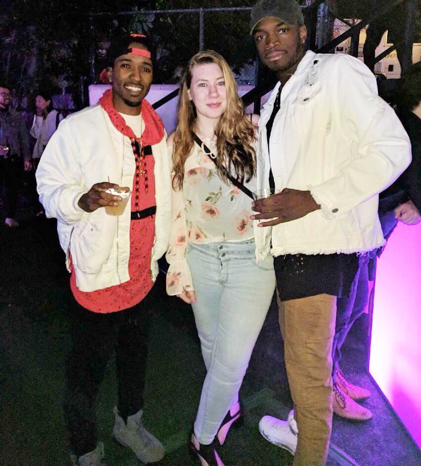 AyoKam_'s tweet photo. I Got to meet my #TopGifter this Year!! S/o @xxkayivyxx for Supporting me more than anyone by far! I can’t Thank you enough for helping me become a successful Influencer on @streamliveme ! Can’t imagine if I never met you on the app! FrFr 💯😋🙏❤️ #GodsPlan #TeamAyo #LiveMe https://t.co/C4jeCDo0NO