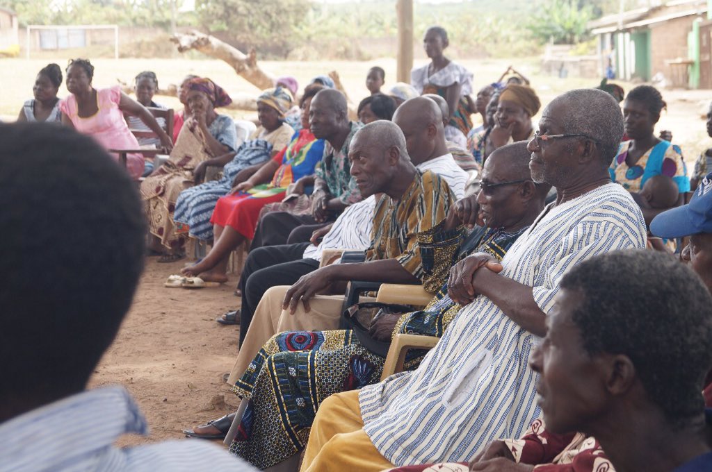 1billionafrica's tweet photo. #ThrowbackThursday to engaging Community Leaders in Agyamenti on their roles in promoting Quality Education in the community #SDG4 #TBT #1BA #Problems2Projects #SolveaProblem https://t.co/hilsLCBQQG