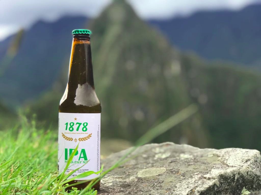 Cerveza1878's tweet photo. Tremenda foto... Tremenda Birra!!! Probá esta IPA (Mosaic + Citra) y nos vas a dar la razón!!! 🤤🍺💪#IPAday #Cerveza1878 #CraftBeer #Lupulo #Pilsener #IPA #Artesanal #citra #mosaic #beerporn #solobeer #picoftheday #beerme #beerlover #beerstagram #instabeer #birra https://t.co/vmzW3iXAYG