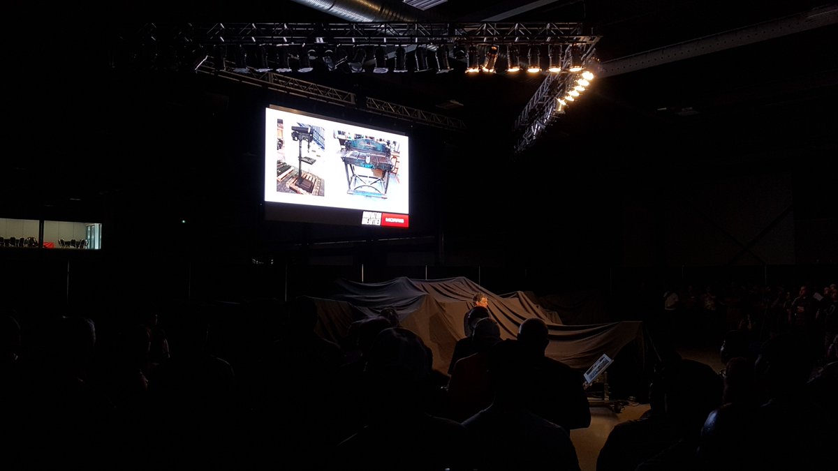 lightvu's tweet image. Partnering with @InlandAVWpg, @Morris_Seeding showcased @CaseCE using one of our mobile screens. This great dealer event highlighted the latest CASE tractors in action through a video shot with a drone, with our screen showcasing their best products.  #LED #MobileLED #Events