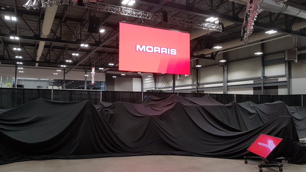 lightvu's tweet image. Partnering with @InlandAVWpg, @Morris_Seeding showcased @CaseCE using one of our mobile screens. This great dealer event highlighted the latest CASE tractors in action through a video shot with a drone, with our screen showcasing their best products.  #LED #MobileLED #Events