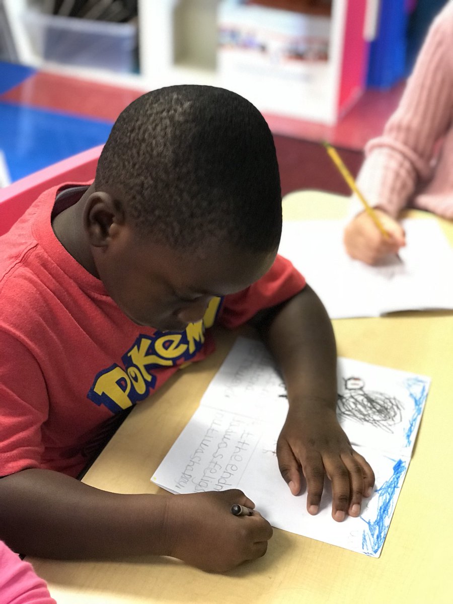 trinityatlcamp's tweet image. Pictures help tell a story! Adding illustrations to our soon-to-be-published books! #TrinityLearns