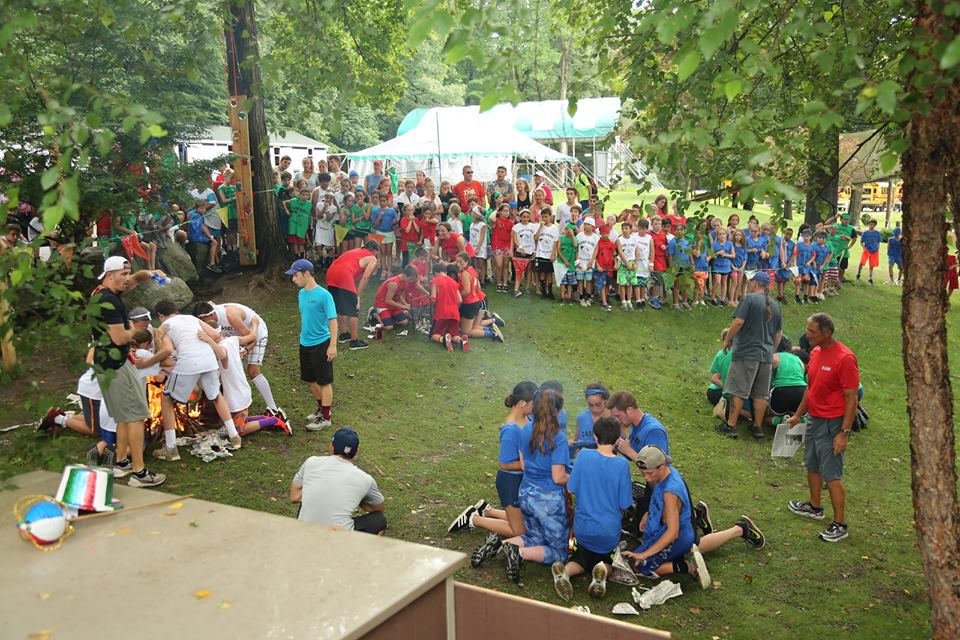 campnabby's tweet photo. 2018 and the White Team Rules! #apacherelay #campnabby #summer #camp #ilovecamp https://t.co/aSD5dfezmy