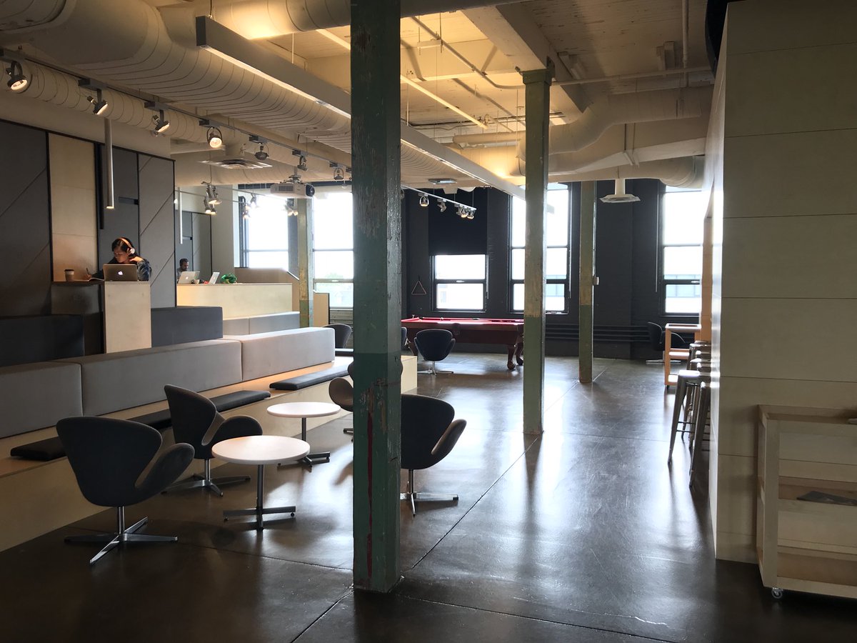 Mister Young tweet media