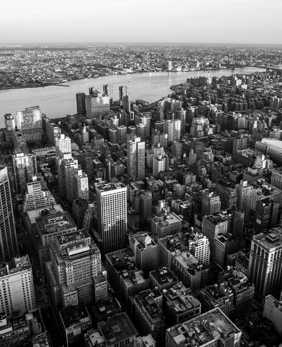 Dalpho's tweet image. Gente💐, storie 📑, leggende⚾, fascino🌉 e mistero🌌 ...NY🗽 è un racconto straordinario📖
People💐 , stories, #legend⚾, charm 🌉and mystery🌌 ... #NY🗽 is an amazing novel 📖