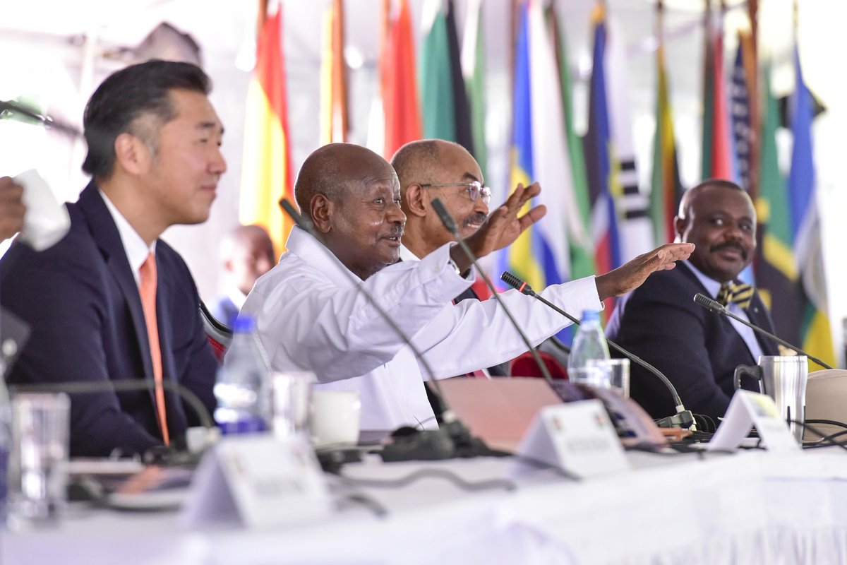 Yoweri K Museveni tweet media