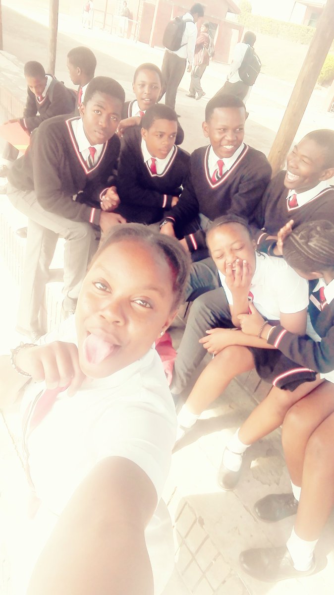 bob_maps's tweet photo. #ShowMeYourSquad #Crazy #SquadGoals #tomorrowsfuture #best2k18 https://t.co/x0vnpW03YA