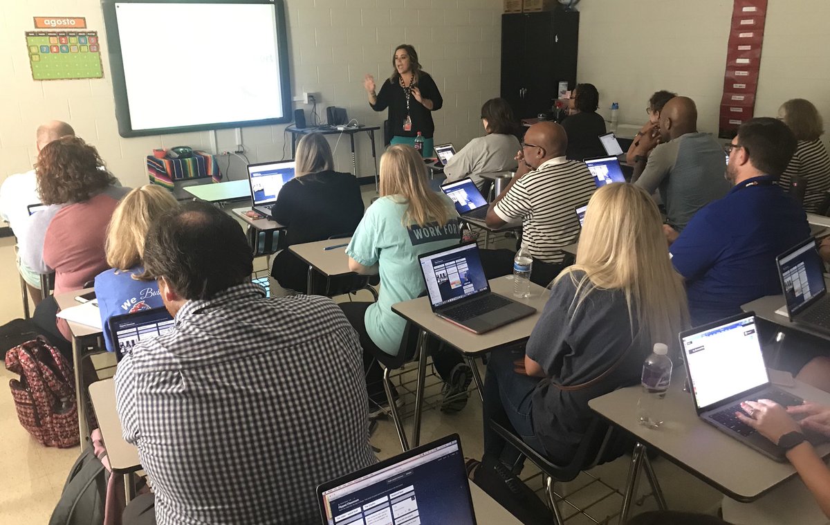BartlettSchools's tweet photo. The sessions are continuing today with our teachers and staff at our District Learning Day. #BCSTeach https://t.co/wPjcvzrKlV