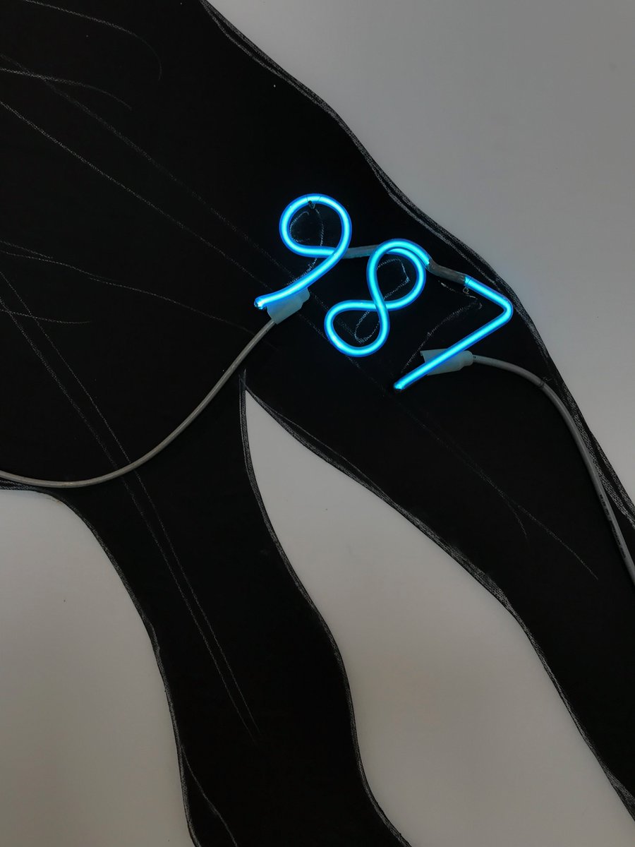 magazzino's tweet photo. Detail of a suspended Fibonacci sequence from ‘Senza titolo,’ 1998, by #MarioMerz. Chalk on black paper mounted on Folex with neon, nails, wire, cable, and transformer. Seen at #MagazzinoItalianArt from the #OlnickSpanuCollection. #ArtePovera #PostwarArt #Detail #SenzaTitolo https://t.co/QT6nuseSLk