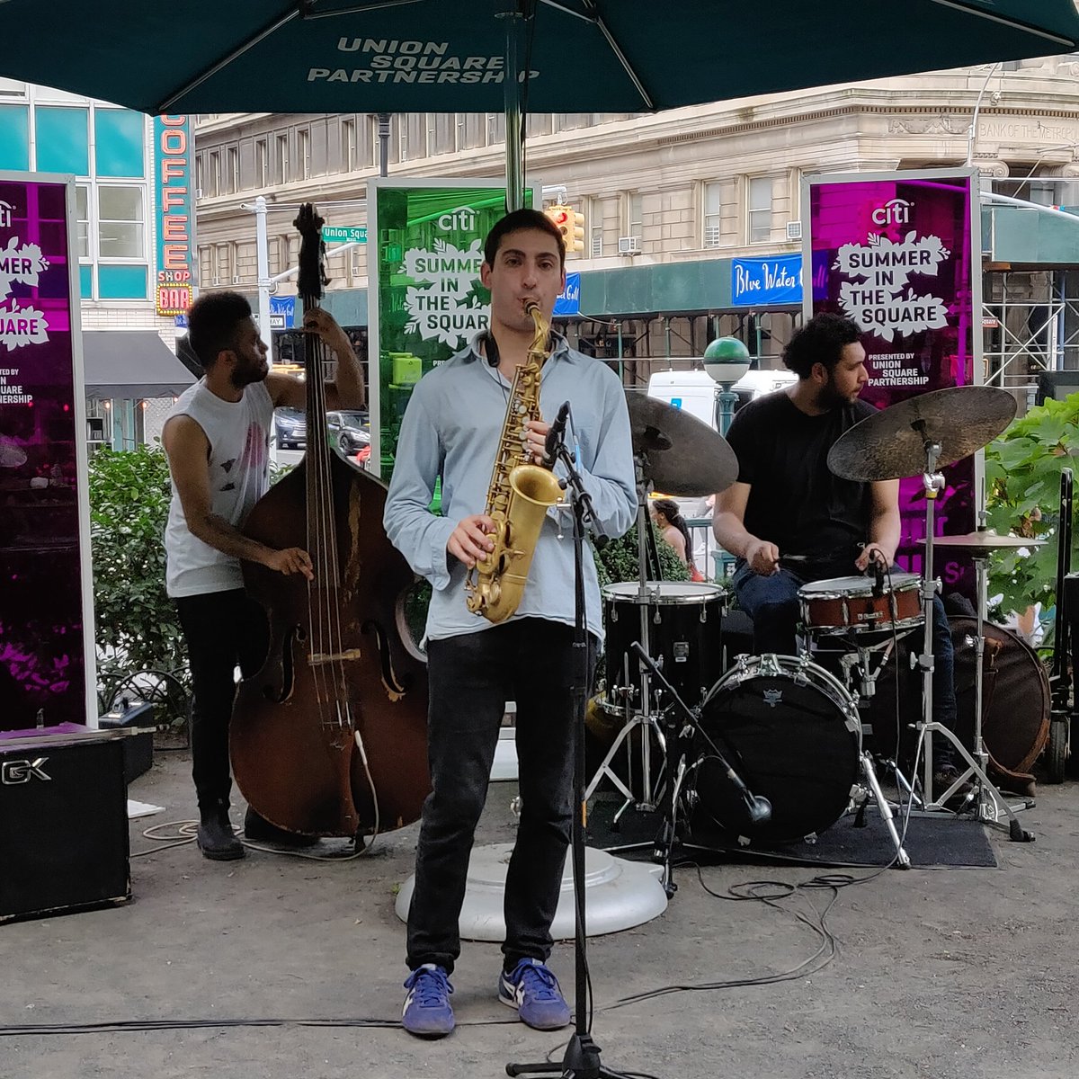 NewSchoolJazz's tweet photo. Summer in the Square with #NewSchookJazz students. #USQSummer #CitiSummer https://t.co/4nojMAs9oF
