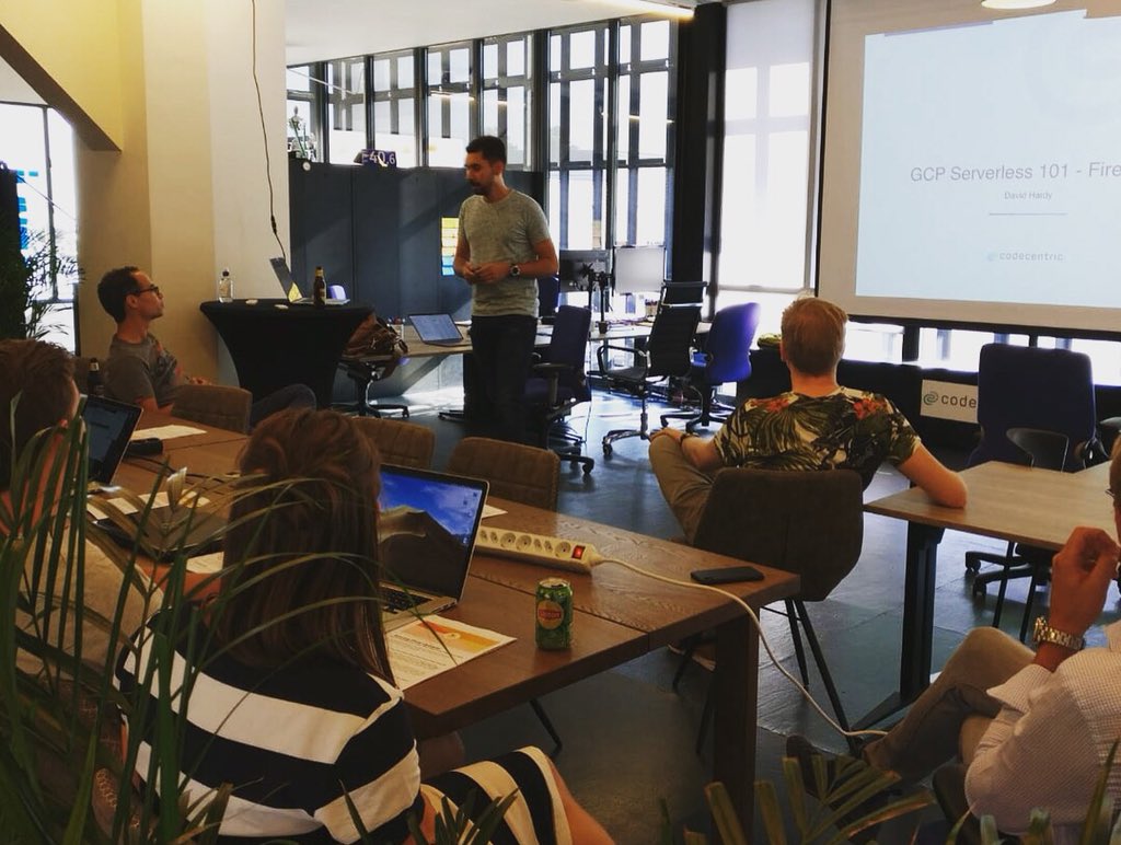codecentric_nl's tweet image. Ook tijdens de zomervakantie delen wij genoeg kennis! Vandaag een workshop GCP Serverless 101: Firebase #devthursday @EndranNL