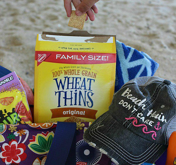 TheMomUnleashed's tweet photo. #ad Summer is far from over! Be ready for any family adventure w/ our list of essentials for the on-the-go family! Plus, find out how you can win big in the NABISCO #SnackNShare #sweepstakes at Walmart: https://t.co/3xQnrgrEez #IC https://t.co/E8oU1E942I