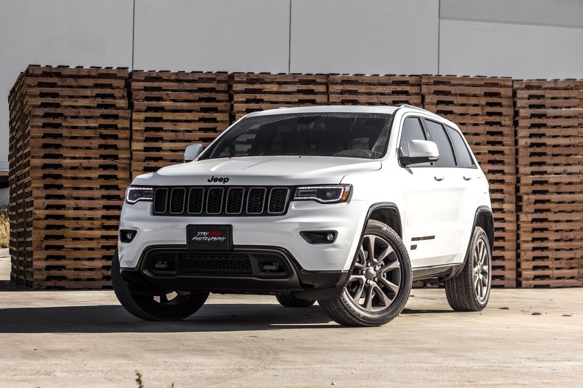 carhirebible's tweet photo. Going to the USA? An SUV is a great choice for an American road trip. All our rentals in the USA include ZERO EXCESS!!! Book today. https://t.co/qB5Fdpwx3T #carhire #carhirebible #roadtrip #travel #america #usa #holidays #zeroexcess https://t.co/j7gD41WWtO
