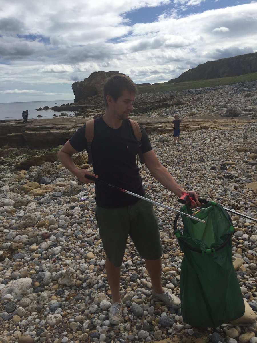 richsageUK's tweet image. Nice day to be picking litter @SouthShieldsUK #sagefoundation
