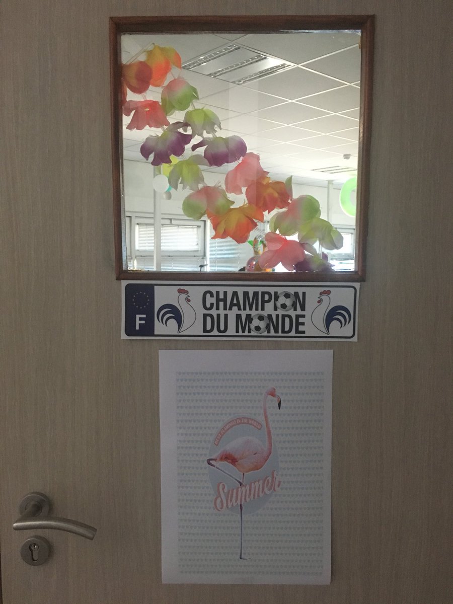 Le service Recours Corporel Clients vous souhaite de bonnes vacances. Nous, on reste là pour vous 😎! #bienveillance #AXAFrance #fiersdetreregleurs #serviceauxclients #recourscorporelclients <a href="/christophemene1/">Christophe MENEZO</a>