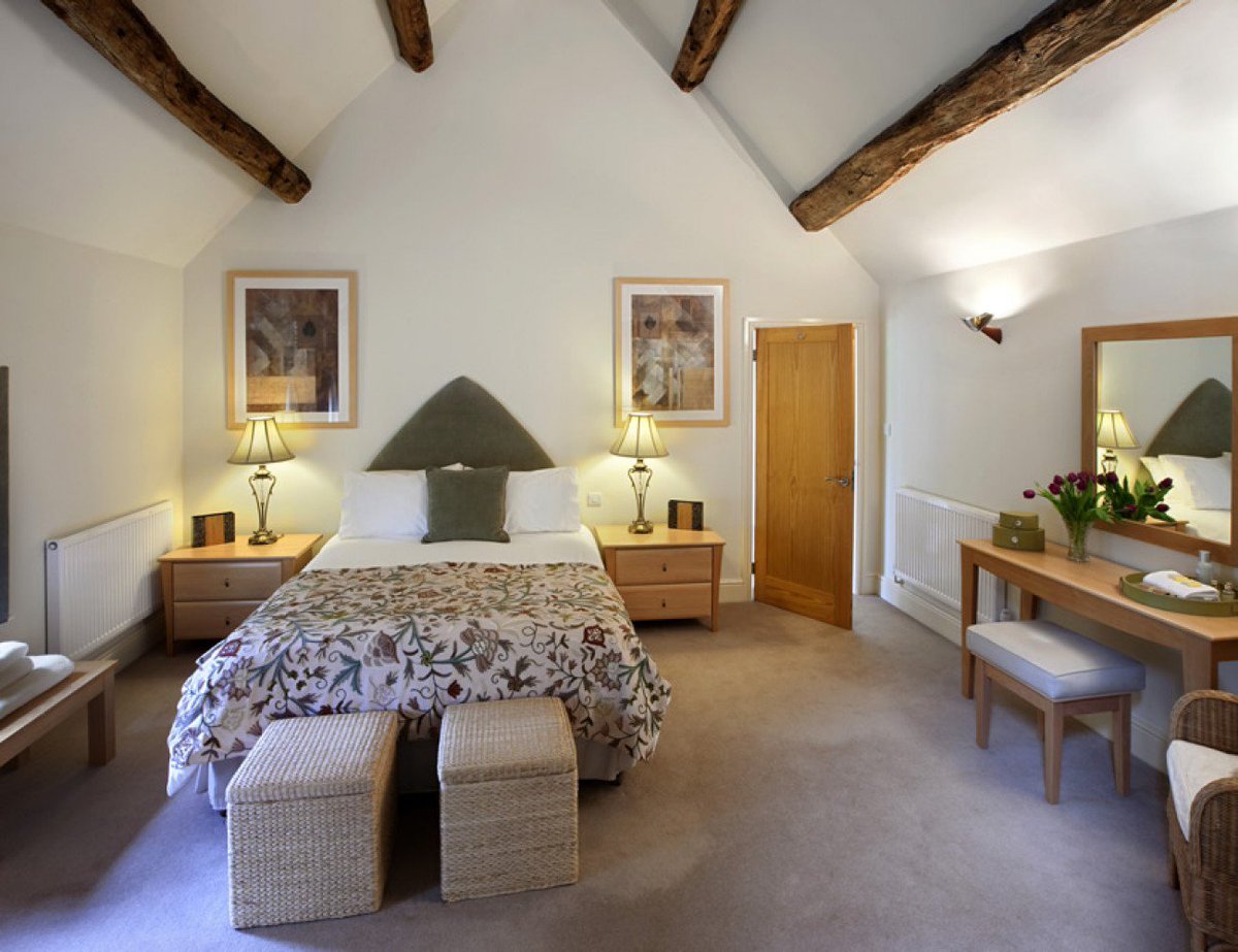 aroundaboutbrit's tweet photo. The Old Cheese Factory offers #luxurious #selfcatering #accommodation located in the village of #Windley near #Belper in #Derbyshire. This beautiful #holidaycottage is set on the edge of the #PeakDistrictNationalPark.
Blog: https://t.co/rg5RlCzTgA
#Holiday #Travel #Stay #Explore https://t.co/ayvEVuqrJB