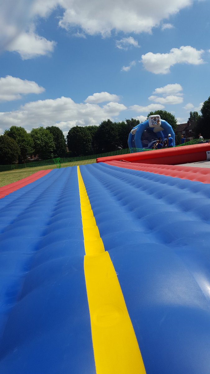 Jaedean_'s tweet photo. @SynergyGymCov are @   #Sportinthepark with @positiveyouth96 @SBitC_CCFC https://t.co/ufJ2rF651Q