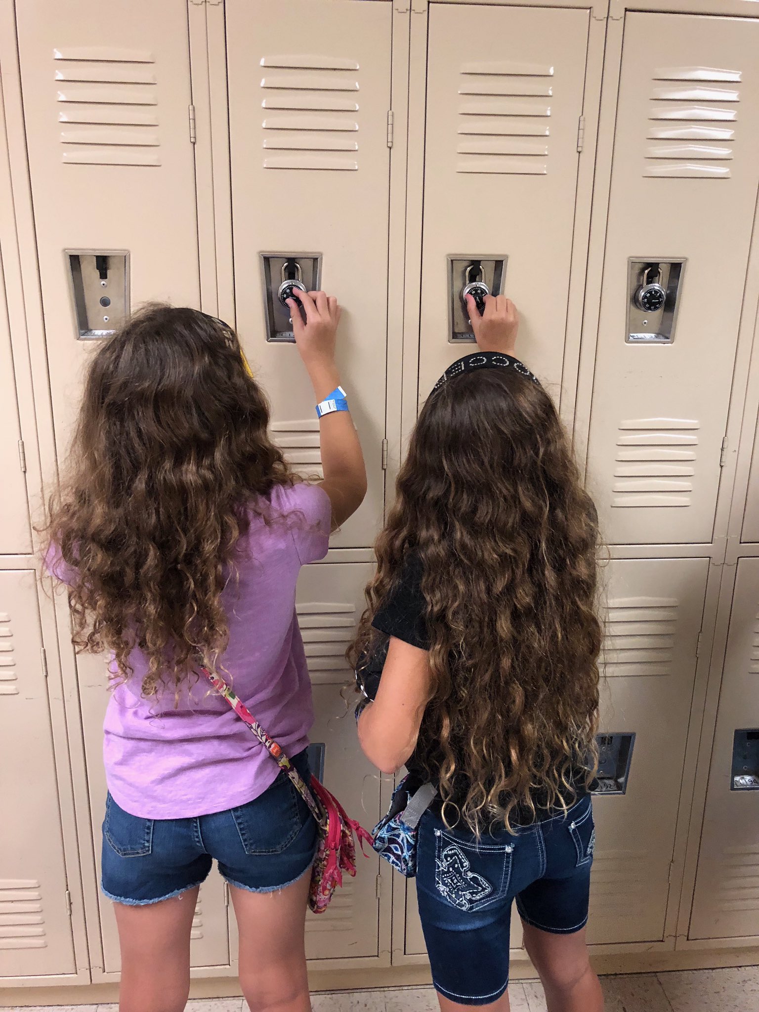 Karen Riddle a X Great job Polo Park with 6th grade orientation The Riddle girls are ready for middle school. https t AQJVtba0h5 X