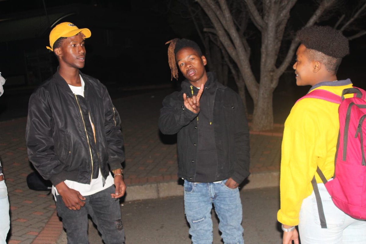 TraeB_SA's tweet photo. @Seeyah_Prime @LORDY_SA @EmKAeOxyLeE  The gang https://t.co/rSi5Z35lzC
