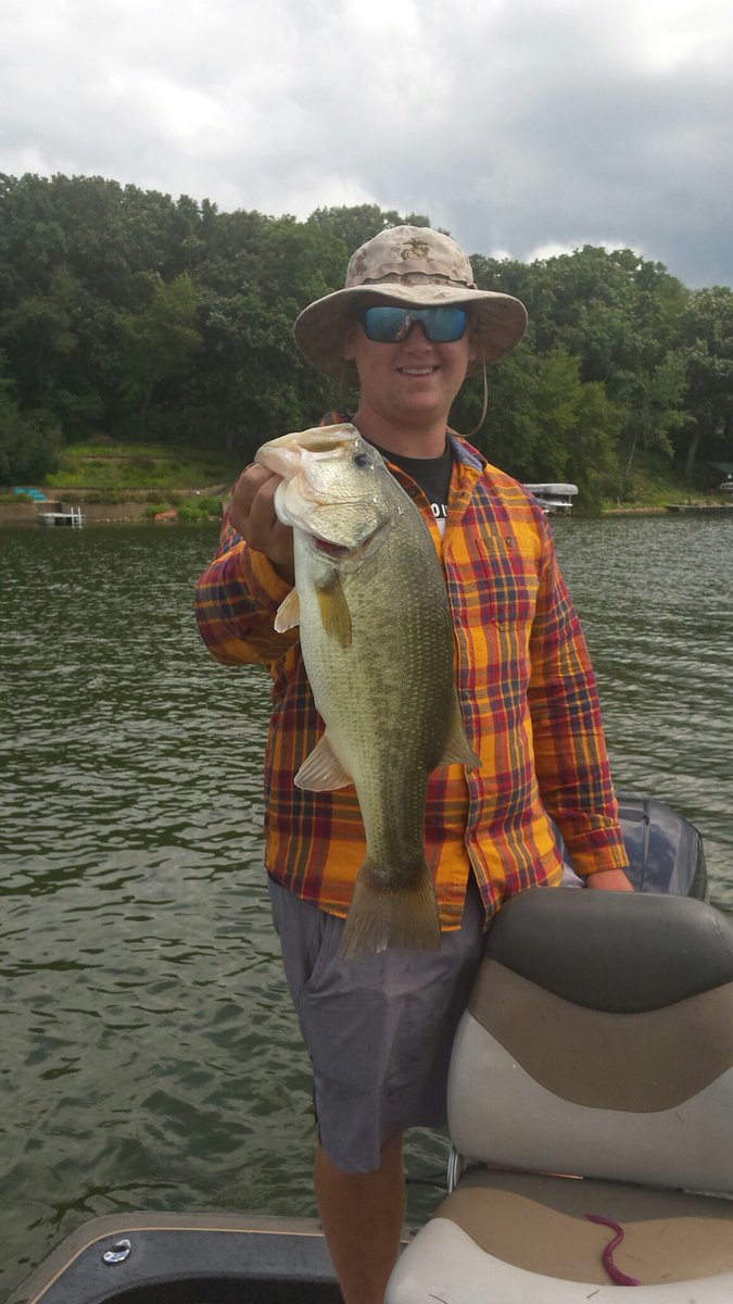 congoFishing's tweet photo. Solid Lake Carol largemouth👍 https://t.co/5ZRMgCqxTc