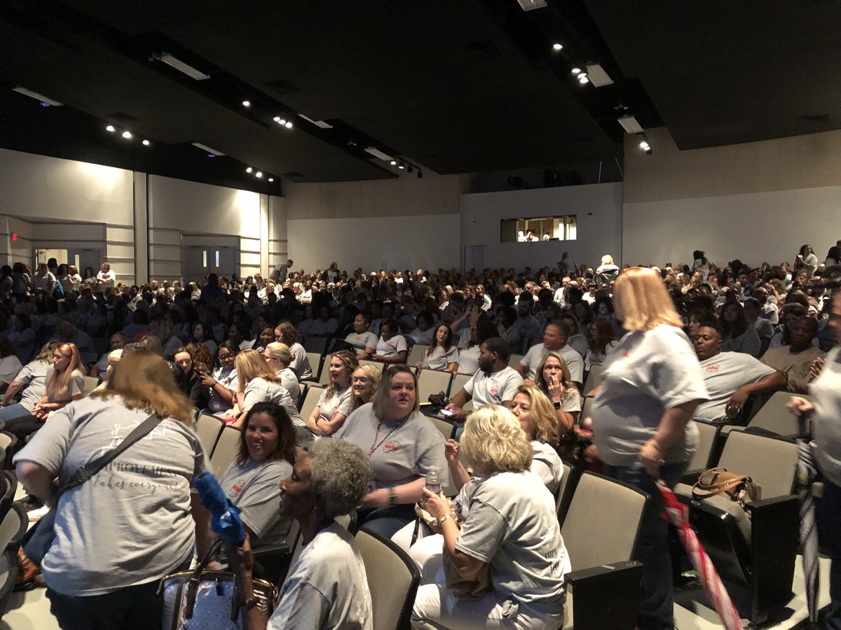 thomascmurray's tweet photo. Coming for ya #sharePCS!!! You ready?!? https://t.co/vuRdx6gKK9