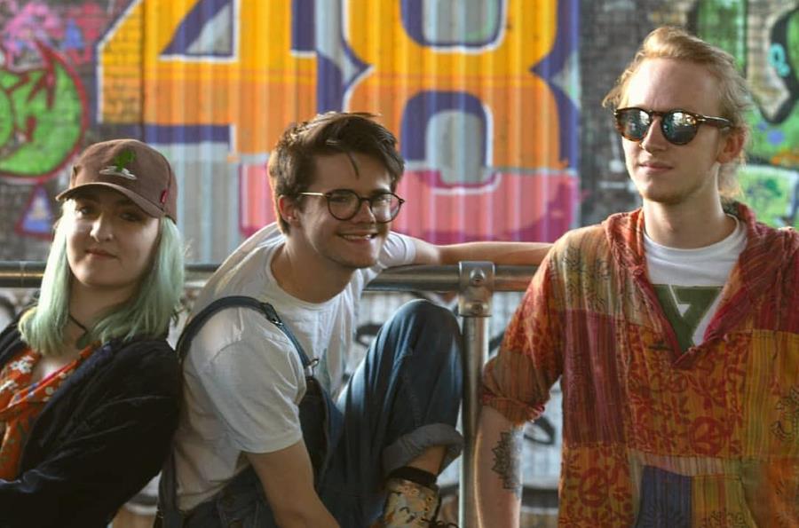 Birmingham come see @sunsetbeachhut headline at <a href="/TheActressBham/">Actress and Bishop</a> tomorrow night.
Great support from Cardiff's <a href="/MonicoBlonde/">Monico Blonde</a> too.
Grab a ticket here: bit.ly/2LHECMD