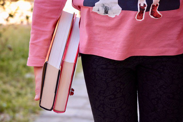 newpages's tweet photo. #Writers, #litmag Seshat (@seshatlitmag) is currently accepting poetry, fiction, creative nonfiction, art, and photography for its fourth issue. They particularly seek work by young writers who are homeschooled or have been homeschooled. No fee. https://t.co/AZUMAqo7j7 https://t.co/mZn2qb2KEW