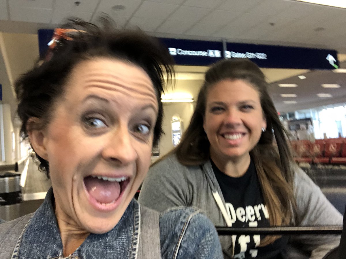 GuysBride's tweet photo. This is how we roll. @bmilla84 @Delta Thank you @Flipgrid for a FUN & POWERFUL conference. #FlipGridFever #flipgridLIVE #amplifystudentvoice #studentvoicecon18 https://t.co/OPBPqskYvx