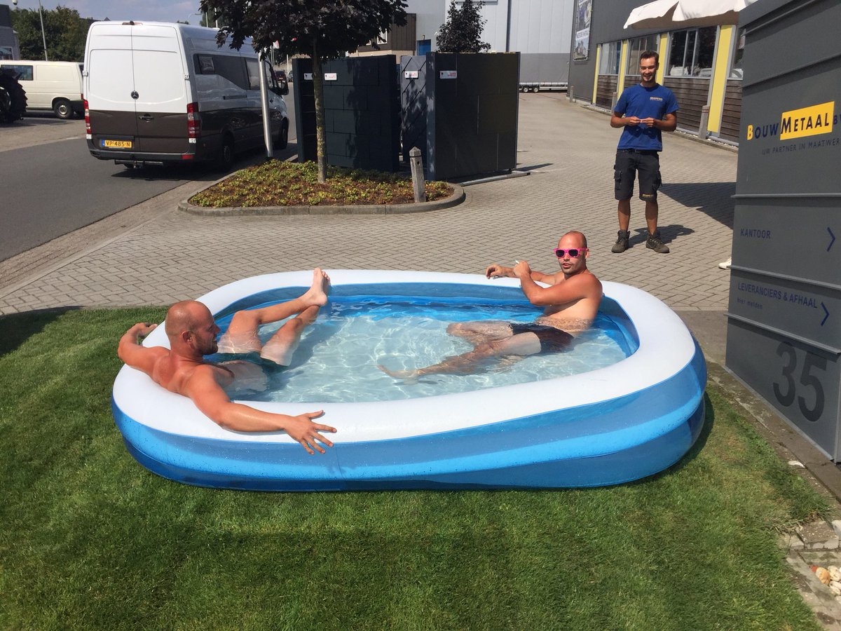 Klaar-over de bouwvak <a href="/bouwmetaal/">bouwmetaal</a>