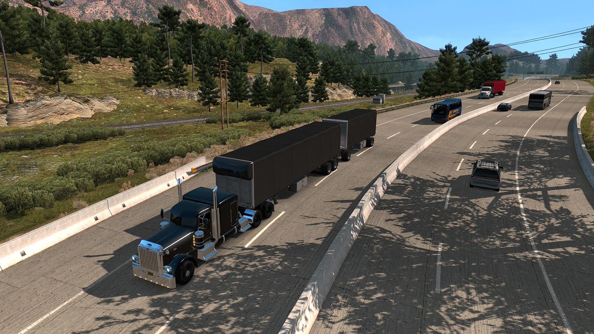 SCSsoftware's tweet photo. Trailer ownership has been requested for years, and it's coming at last, as a major part of the upcoming 1.32 update both for #EuroTruckSimulator2 and #AmericanTruckSimulator.

https://t.co/yScWlZ9KGh https://t.co/QytWRLBr66