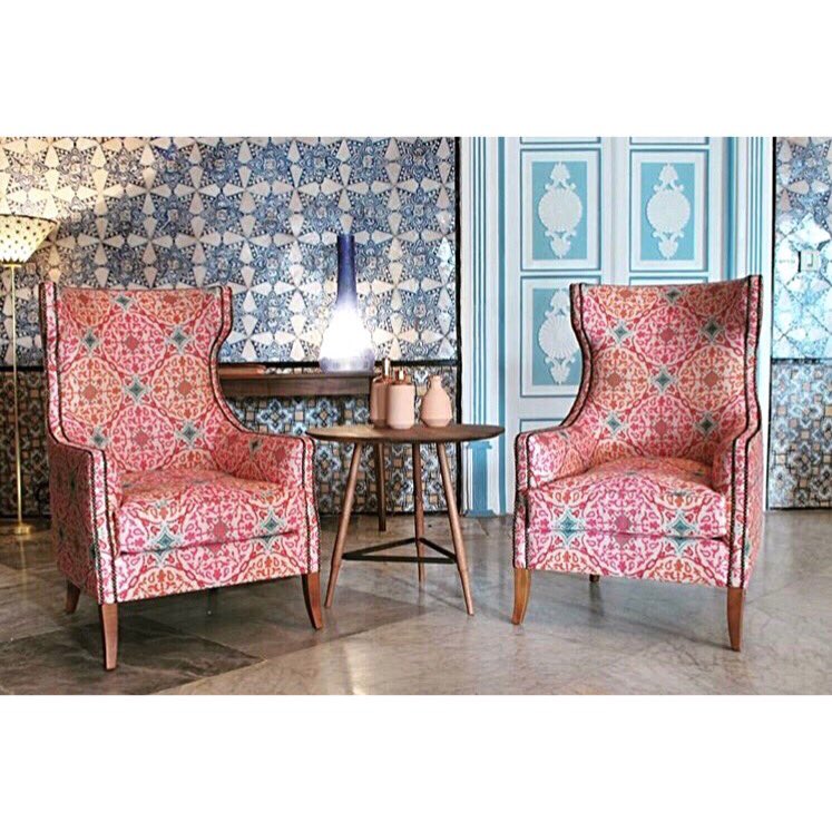 HendKrichen's tweet image. Our vases in the British embassador’s residence in Tunisia. A project completed by Helen Hookway Interiors. #interiors #interiordesigner #interioraccessories #vases #homedecore