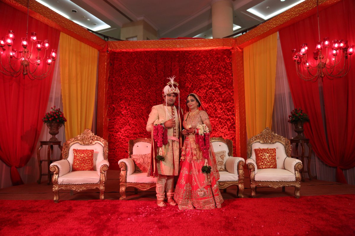 JBSemg's tweet photo. Glimpse from a wedding planned by @Weddknot - a unit of JBS Event Management Group #Viahpriyarjunda #weddingplanner #Chandigarh #weddingdecor #couplegoals https://t.co/4iMZGV3hy4