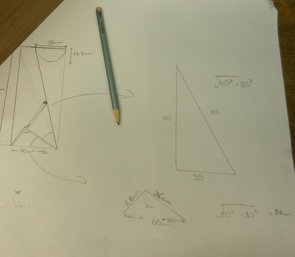 BoothamDT's tweet photo. My all time favourite design sheet
No CAD
No graphic markers
No 3D sketches........
Just a student with pencil and paper figuring out the frame dimensions for his collapsible BBQ
@JamesMurray924
@JDF @DTassoc 
#mathsindt https://t.co/GHvSIm9kmq