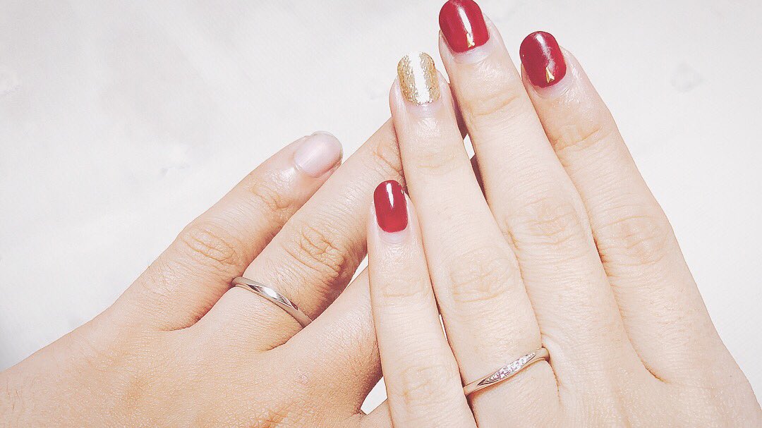 nkt67xx's tweet photo. 2018.08.02 💍💕 
本日提出してきました☺️
やっと入籍して
やっと指輪💍もつけれて
ものすごくHappyです💕☺️

このイベントが終わったら
次は結婚式💒👰💍なので
それに向けて頑張る！！！！ https://t.co/8VqgoxXHuu