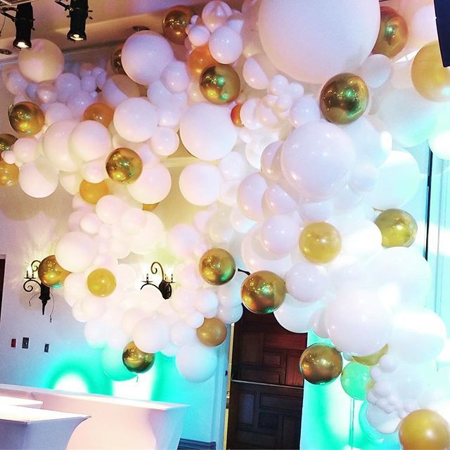 aaboutballoons's tweet photo. The cloud that keeps on giving. Perhaps that’s because it spanned an entire ballroom wall and part of the ceiling?! .
.
.
.
.
#ballooncloud #cloud #party
#balloons #balloonart #dcballoons #balloonsdc #nycballoons #balloon #allaboutballoonsus #balloondel… https://t.co/afwaWxfvCb https://t.co/mI8BC2U3M2