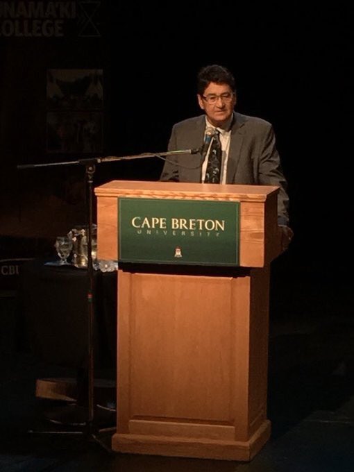 Honoured to meet Chief Ovide Mercredi this am. Such soft spoken wisdom - We are all one ppl - if others are going to doubt you, you better not doubt yourself - Have humour when encountering racism, otherwise hate prevails. (Photo cred <a href="/m_ostashewski/">Marcia Ostashewski</a>) #CBU2024