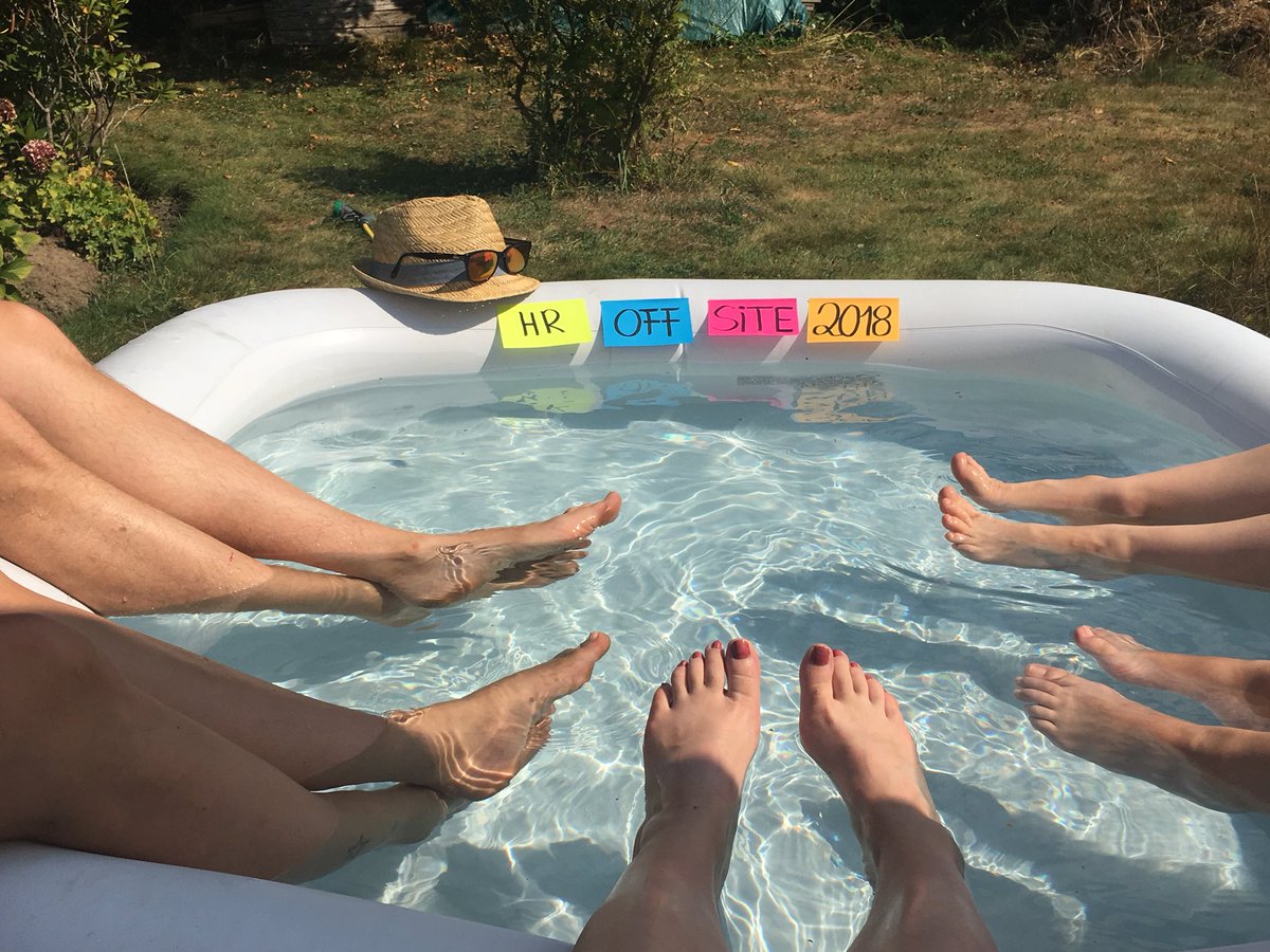 #Sommerzeit ist #Offsite Zeit: Für unser #HR Team ging’s heute raus aus dem #Büroalltag - und nach getaner Arbeit darf‘s auch mal eine kleine Abkühlung sein ☀️#workworkwork