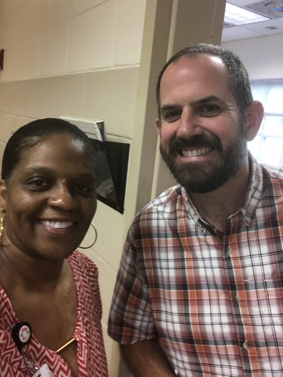 best_cfbest's tweet photo. Principal Dr. Raymer at Meadowlark Elem is ready to roll with his 2018-19 technology instructional supports for his staff! #dlcready
@NeilRaymer @meadowlarkws @wsfcs https://t.co/Z70rzQujBG
