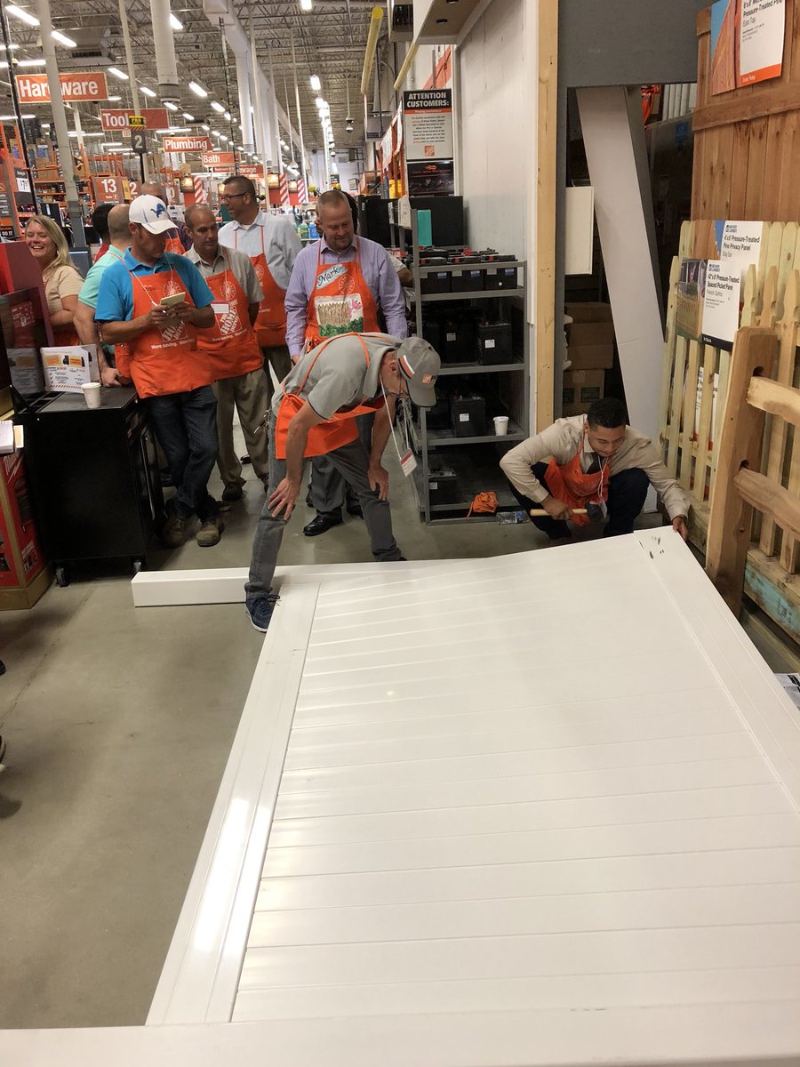 rivs369's tweet photo. Todd jumping in to demo how easy vinyl panels can be assembled! Way to represent Todd! @Schulte4A @McFarrenGary @AmonTHD @thd_2703 @LatashaEmpson @Haley_2894 @JustinW47893781 @MccorryPam https://t.co/vP0DQe3atb
