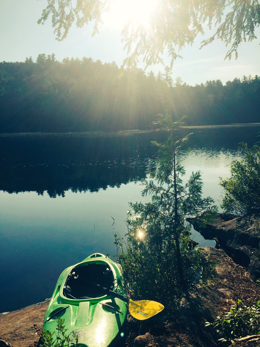 leonerob's tweet photo. Paddling through the Haliburton Highlands. https://t.co/pyNcA2uyt9