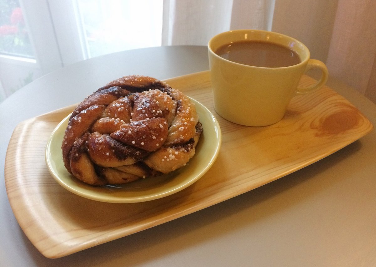 ChichesterFarmMarket (@chifarmmkt) on Twitter photo Start your weekend with a trip to <a href="/ChiFarmMkt/">ChichesterFarmMarket</a> and pick up some freshly ground coffee for your coffee machine from <a href="/crafted_coffee/">Crafted Coffee Co</a> and a fresh butter croissant from <a href="/hoxtonbaker/">Hoxton Bakehouse</a> both are based next to each other on East Street nr HMV #buylocal #brekkie #summerinsussex Start your weekend with a trip to <a href="/ChiFarmMkt/">ChichesterFarmMarket</a> and pick up some freshly ground coffee for your coffee machine from <a href="/crafted_coffee/">Crafted Coffee Co</a> and a fresh butter croissant from <a href="/hoxtonbaker/">Hoxton Bakehouse</a> both are based next to each other on East Street nr HMV #buylocal #brekkie #summerinsussex
