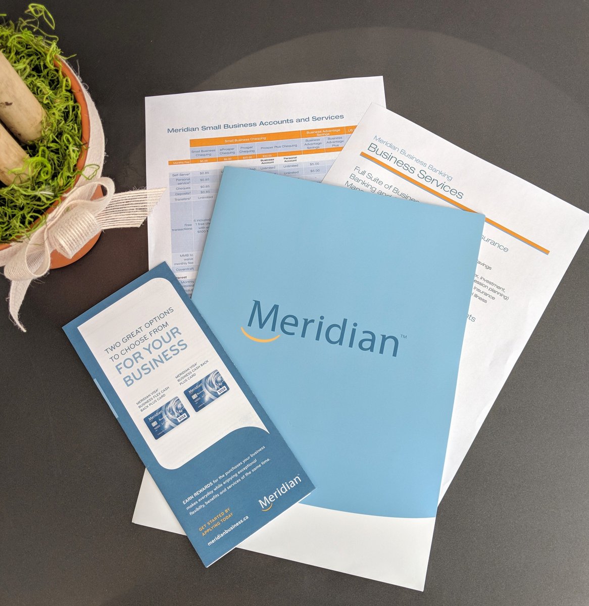 MarketMCU's tweet photo. Hey #SmallBusinesses, did you know that working with a credit union can save you #money on #monthlyfees?

Visit the @MeridianCU kiosk at the @HamOntMarket and ask Tina about it! https://t.co/xyq2Oc2hJR
