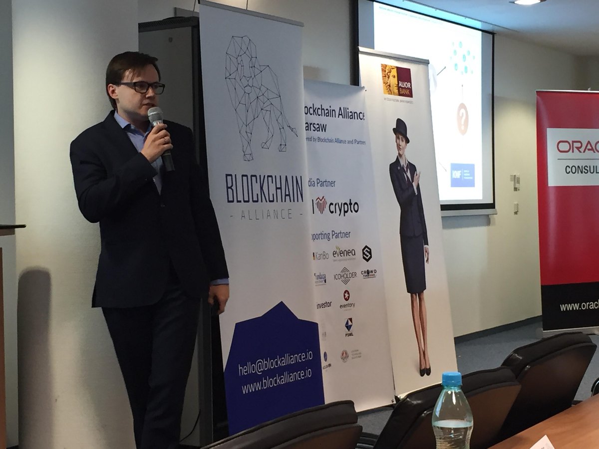 RBL_byAlior's tweet photo. @ArturWisniowski Blockchain Technology Lead at @AliorBankSA introducing the implementation of a durable medium on ethereum blockchain - now at the Blockchain Alliance in Warsaw!
#blockchain #durablemedium #ethereum #trwałynośnik https://t.co/foL7Zdtbut