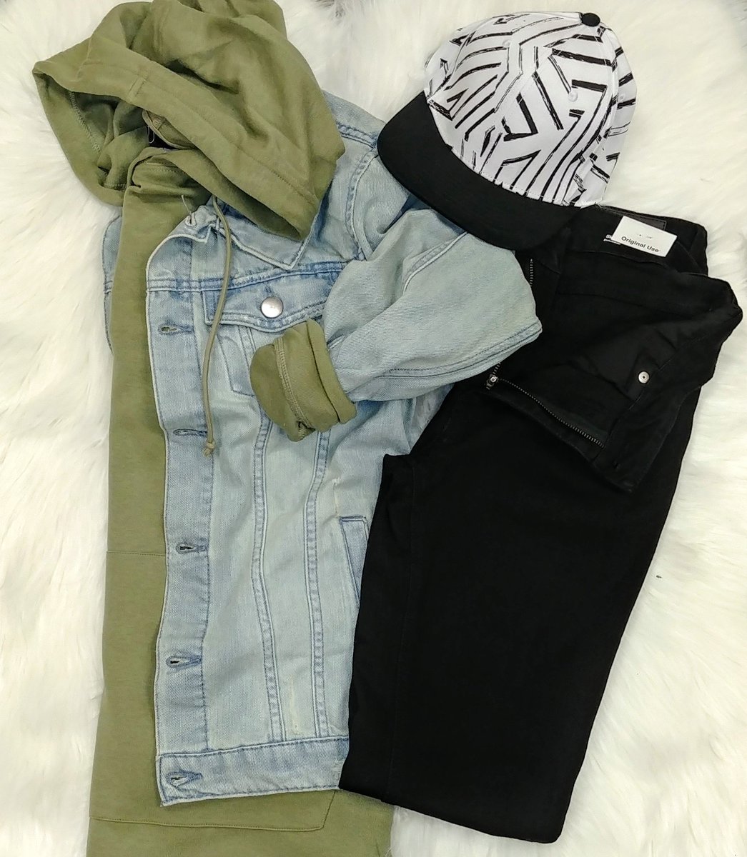 Don't worry guys, we didn't forget about you! 
.
.
.
Here at #T881 we've also launched a new fashion-forward men's brand!
#OriginalUse features monochromatic looks, longer-length fits, versatile pieces, and affordable prices! 

#TargetStyle